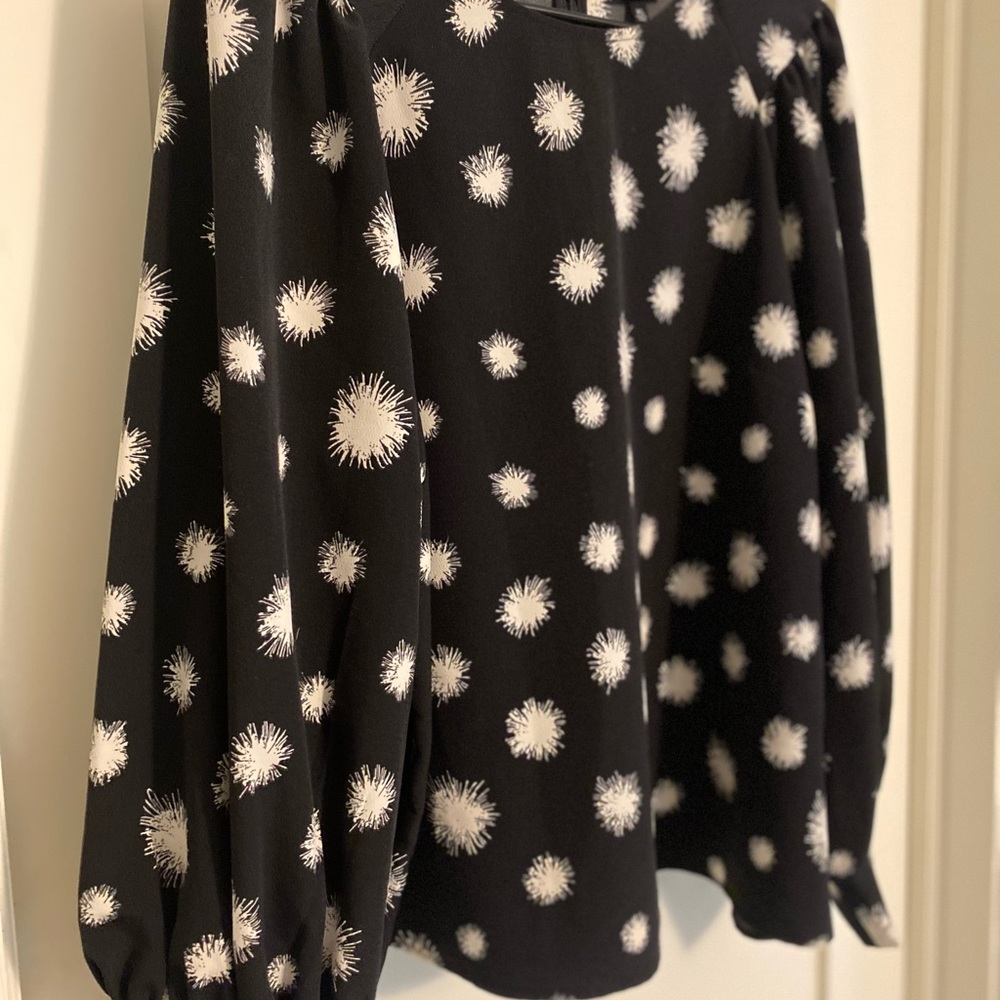 Who What Wear Black Blouse with White Burst Print